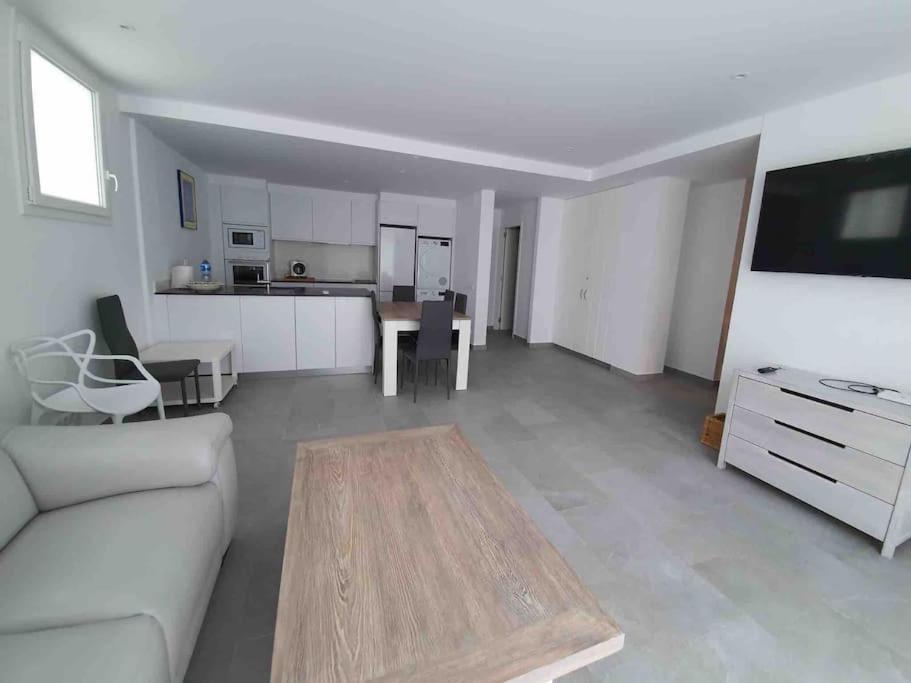 Espectacular Planta Baja Con Terraza Y Parking A 5 Min De La Playa Apartamento Cadaqués Exterior foto